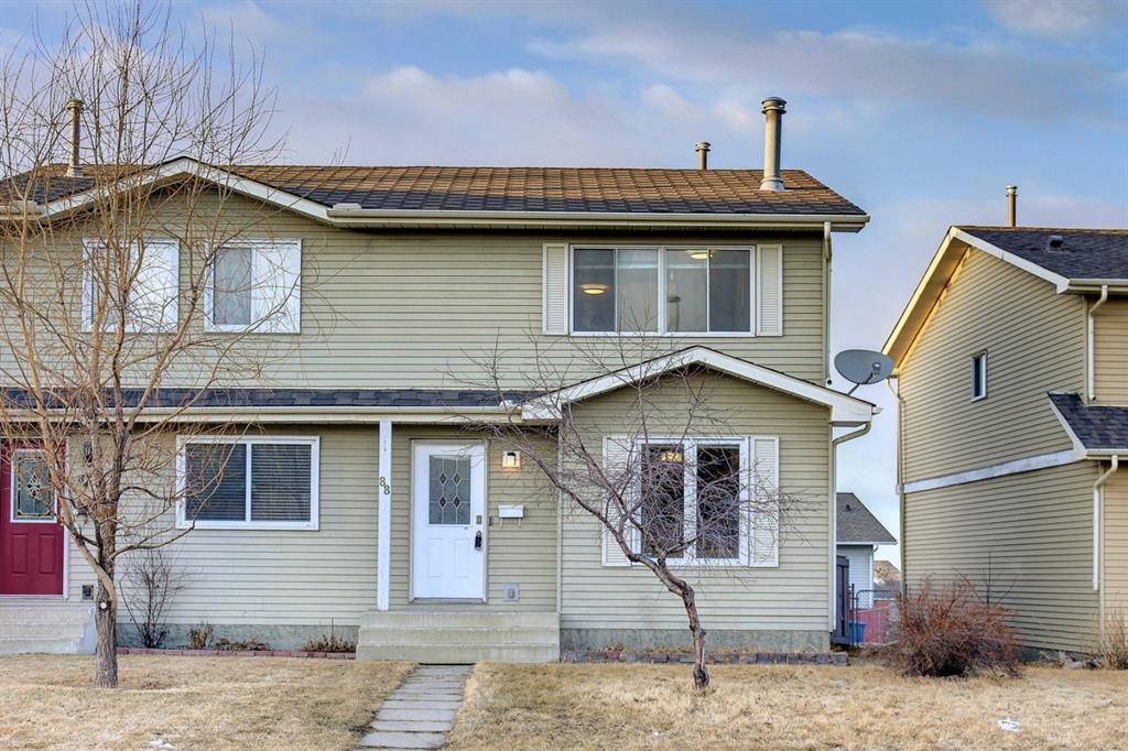 I have sold a property at 88 Sandarac WAY NW in Calgary
